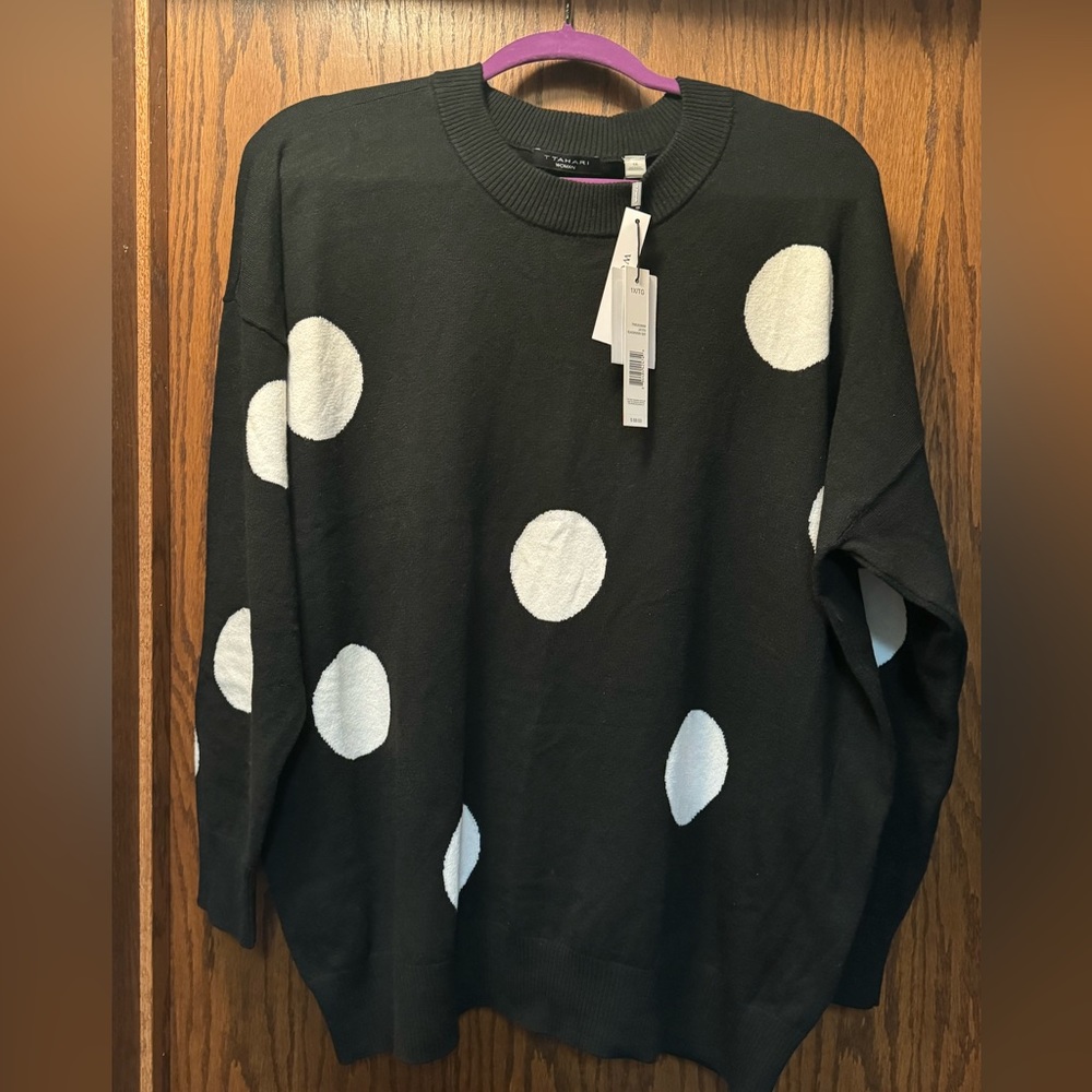 NWT T Tahari Sweater - size 1x